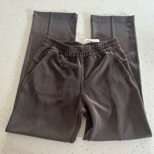 LULULEMON SOFTSTREME PANTS ESPRESSO
